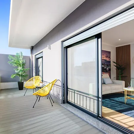 شقة Apartamento Beira Mar - 3º Direito تافيرا